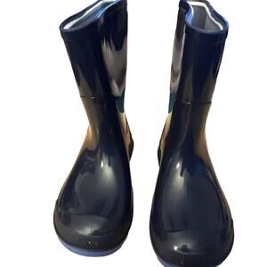 Rain Boots Size 7-8 Navy TODDLER boys outdoor boots.